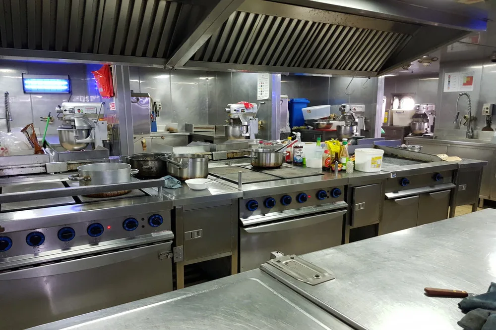 Why Restaurants and Commercial Kitchens Benefit From Hydro Jetting